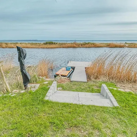 펜션 House With 180-degree Sea View In Karlsminde